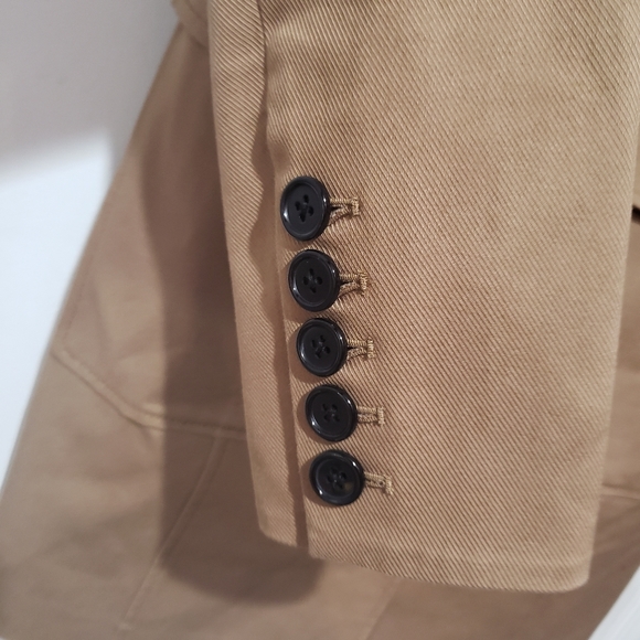 Veronica beard trench coat military style  size 4 tan belted - Picture 4 of 6